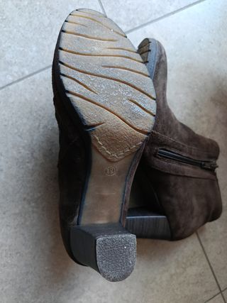 Stivali donna camoscio marrone