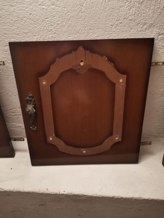 Puertas de mueble de salón con ornamento