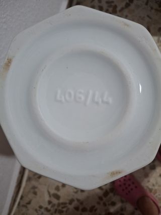 Jarrón de porcelana azul y blanca.Bajada de precio