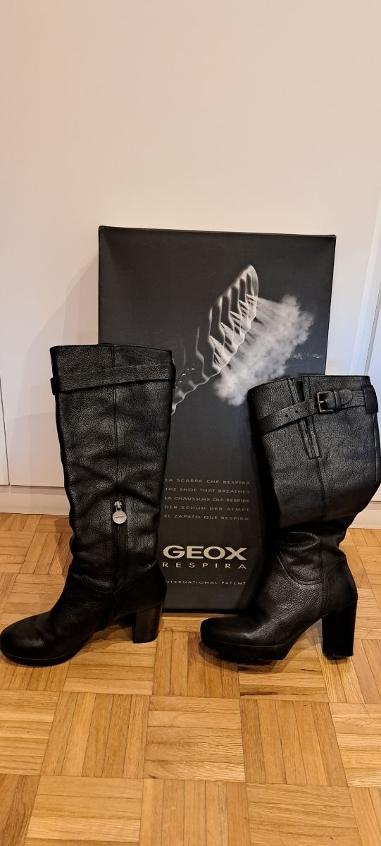 Botas Geox tacón y plataforma negras