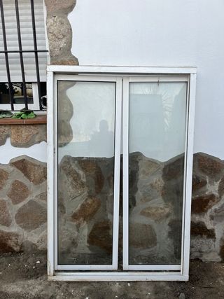 Vendo ventanas de aluminio 
Varias medidas 