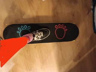 Patín para niños con huellas