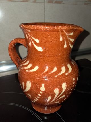 Jarras de vino de cerámica