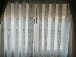 Cortinas Verdes y Blancas