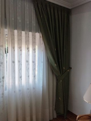 Cortinas Verdes y Blancas