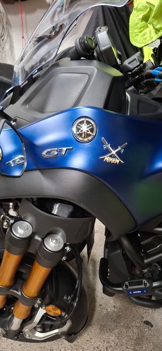 Pegatinas Yamaha Niken - Espadas