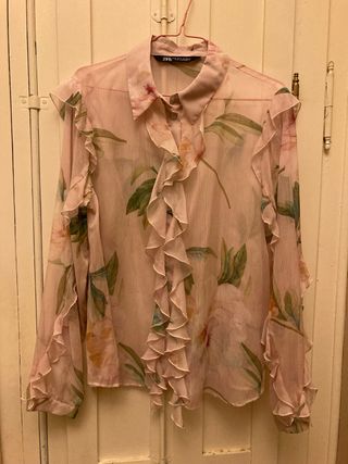Blusa Zara rosa floral semi-transparente