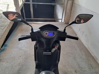 Moto nueva, pocos kilómetros