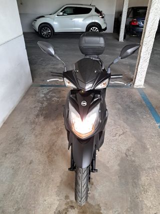 Moto nueva, pocos kilómetros
