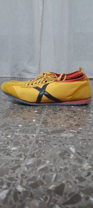 Zapatos Múnich Amarillos Mostaza