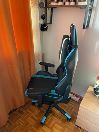Silla Gaming Newskill Negra y Azul