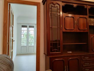 Mueble de salón de madera