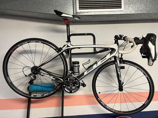 Bicicleta de carretera BH Prisma 52