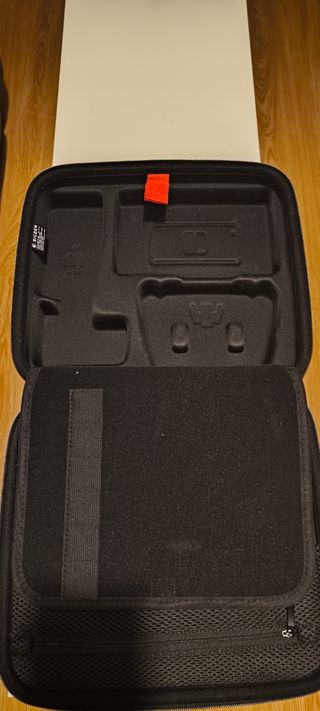 Funda de Viaje Nintendo Switch Roja