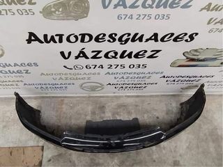 Defensa delantera negra Opel Astra H 2007