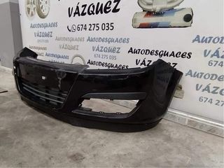 Defensa delantera negra Opel Astra H 2007