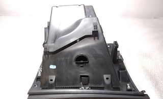 Guantera peugeot 9673811277 2008 163411