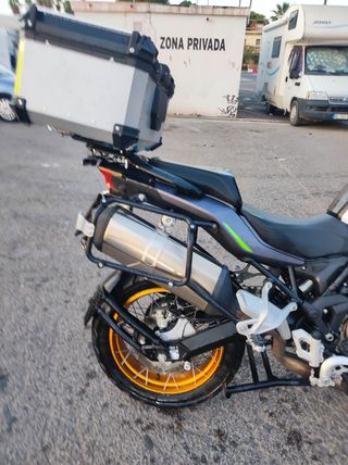 QJ 700x Moto - 8000 km