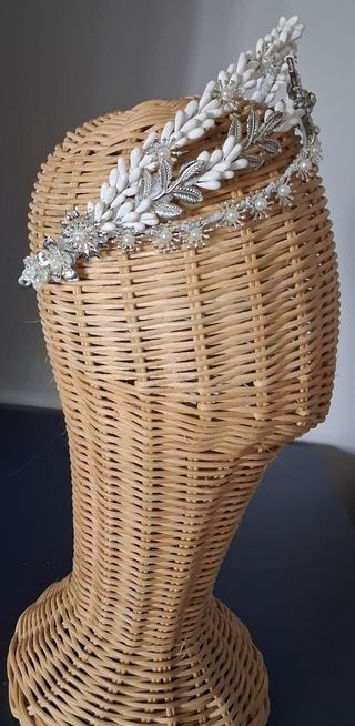 Tiara Novia Plata y Blanco