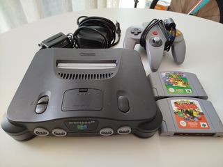 Controller per Nintendo 64 e 2 giochi