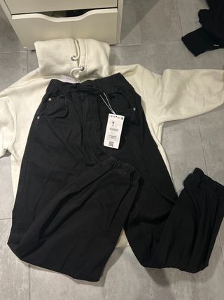 Pantalones anchos Bershka talla XS