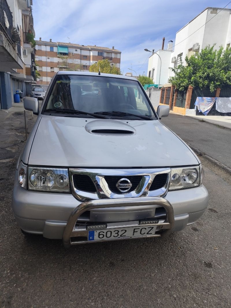 Nissan Patrol 2006 - foto 1
