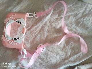 Cámara infantil verde y rosa