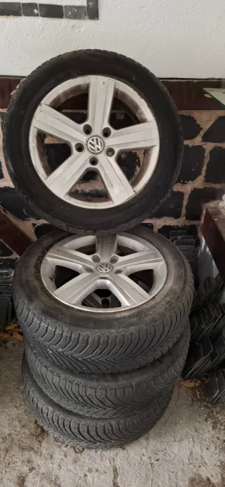 Llantas Volkswagen Golf (4 unidades)
