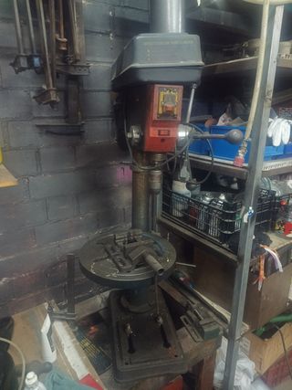 Taladro de banco monofásico 220v