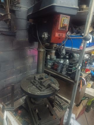 Taladro de banco monofásico 220v