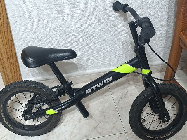 Bicicleta de aprendizaje Btwin Run Ride 500