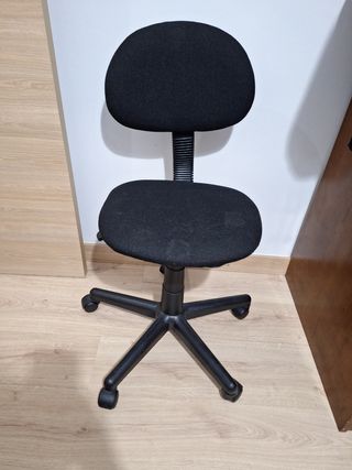 Silla de escritorio negra