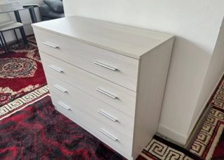 Muebles de dormitorio: Cama y mesitas!!!