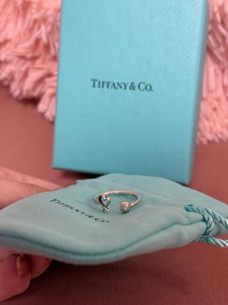 Anillo Tiffany & Co. Paloma Picasso con diamante 