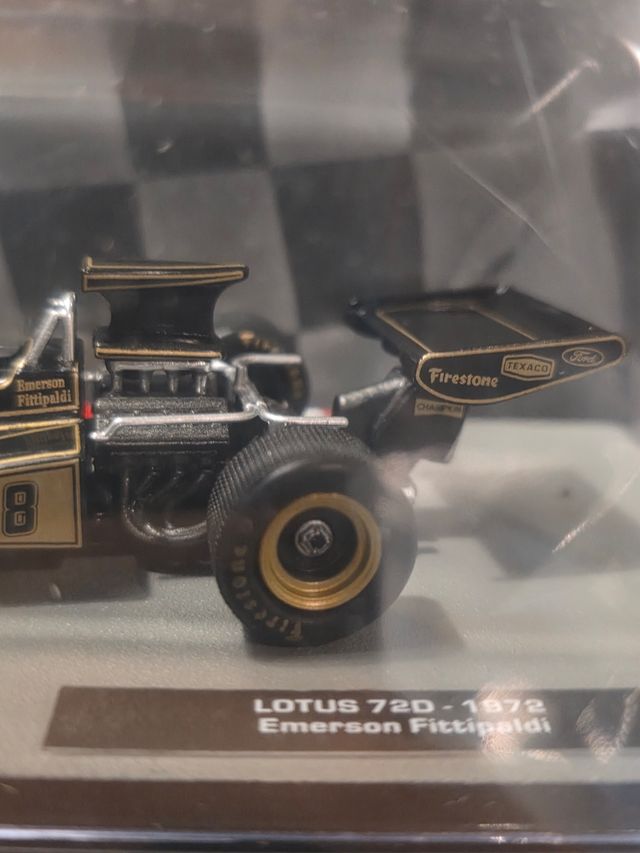 Modellino Lotus 72D 1972 Emerson Fittipaldi