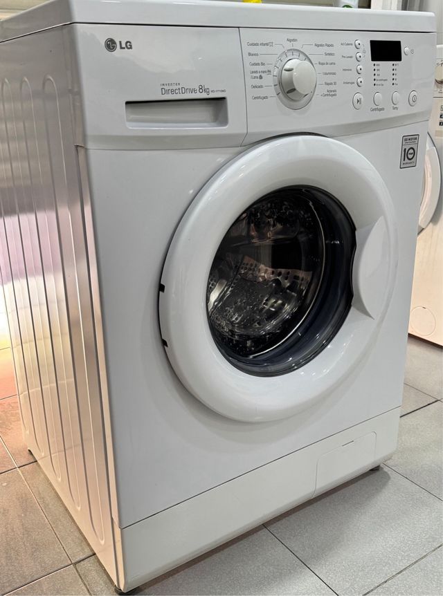 LAVADORA DE CARGA FRONTAL MARCA LG DE 8 KILOS