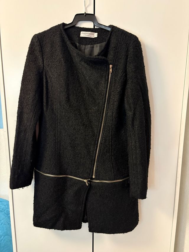 Abrigo negro Ravi Famous Talla M