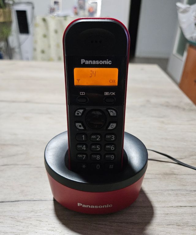 Hola       Teléfono Inalámbrico Panasonic Rojo