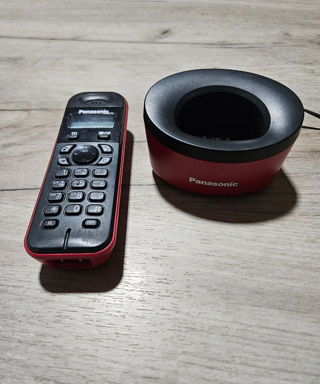 Hola       Teléfono Inalámbrico Panasonic Rojo