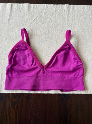 Top deportivo rosa