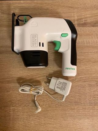 Lote Black+Decker Reviva: Caladora y Lijadora