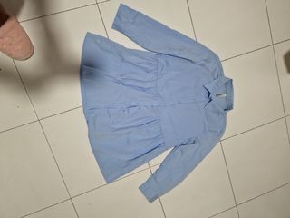Blusa azul de mujer
