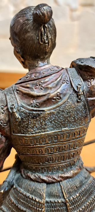 Figura de Samurai con Naginata