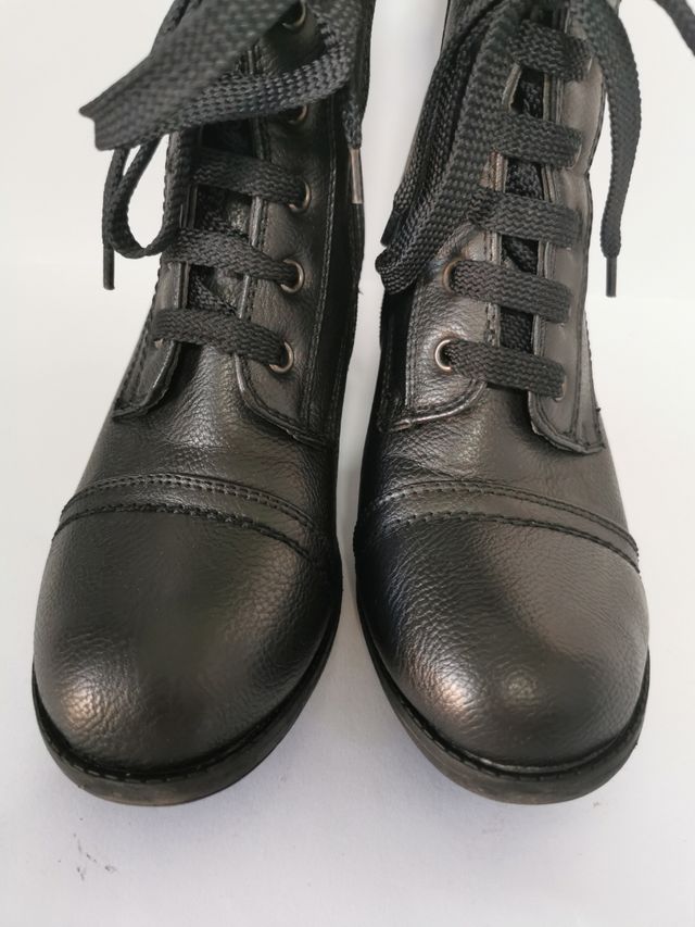 Botines de chica N°38 de Charlotte Russe.