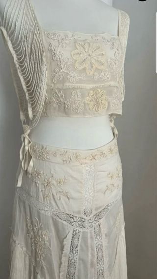 Falda Zara puntilla y abalorios
zw coleccion