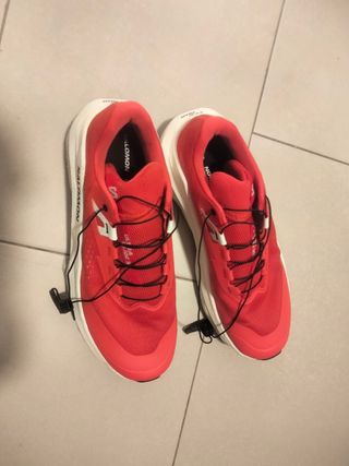 Zapatillas Salomon Ultra Glide 3 Rojas y Blancas