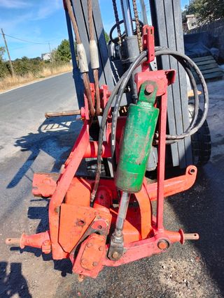 Cabezal Kverneland para arado