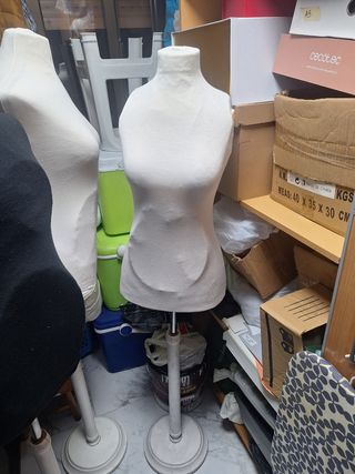 Maniquí de costura blanco 