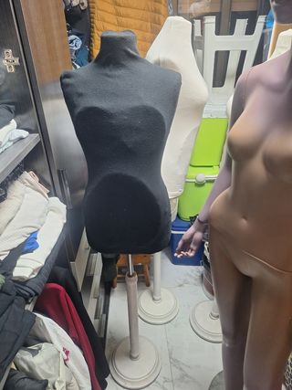 Maniquí de costura blanco 