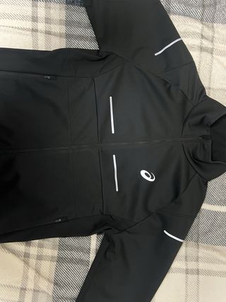 Chaqueta ASICS Negra